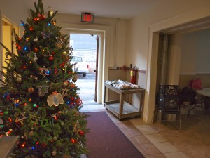 Christmas tree with Star of David ornaments